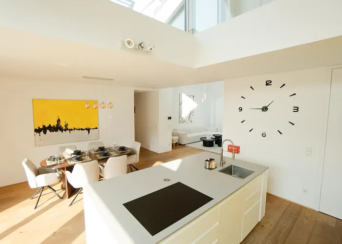 דירה Spacious And Stylish Two-level Retreat וינה