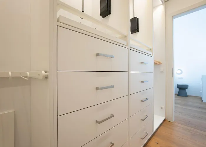 Spacious And Stylish Two-level Retreat דירה וינה